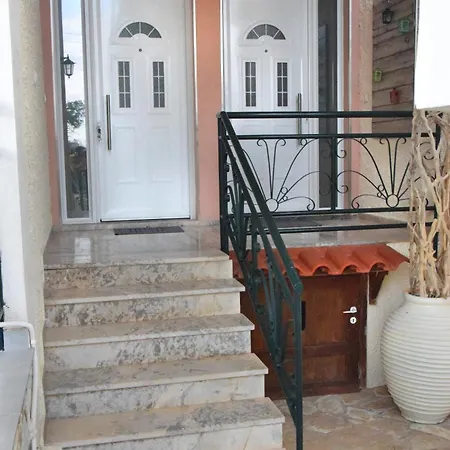 Dimitra's דירה Petalídhion